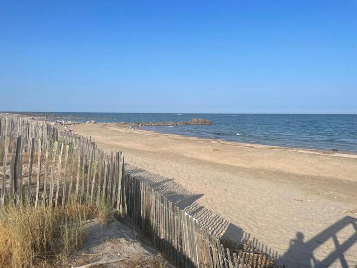 Gîte pour 4 personnes, avec Terrasse et Vue dans Plage des Aresquiers - 4