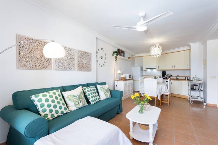 Ganze Wohnung, Ferienwohnung "Junto a la Playa" mit Gemeinschaftspool und WLAN in La Tejita, Granadilla de Abona