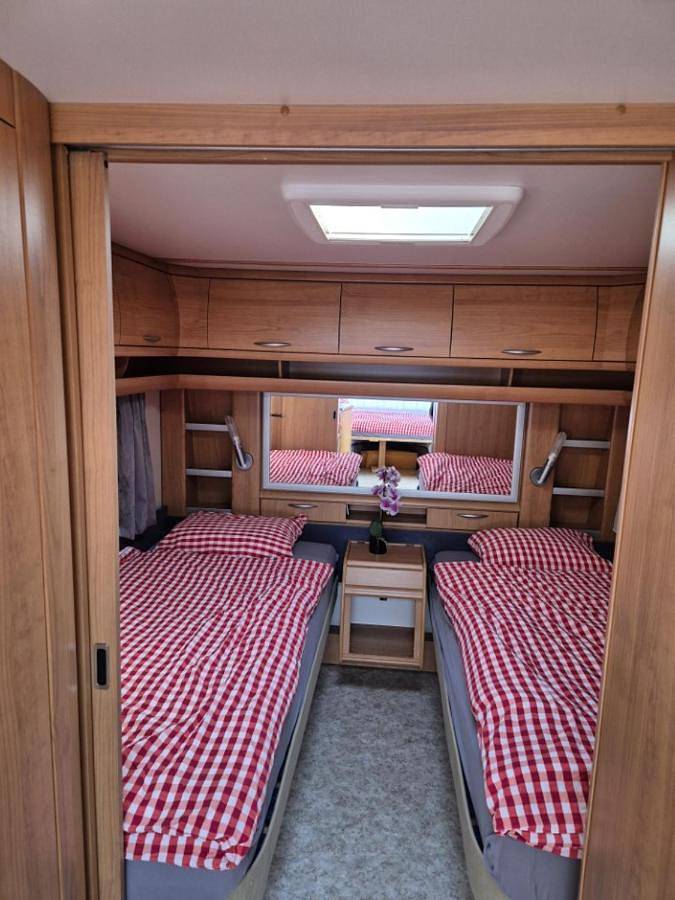 Camping pour 4 personnes, avec vue ainsi que vue sur le lac et terrasse en Suisse - 4