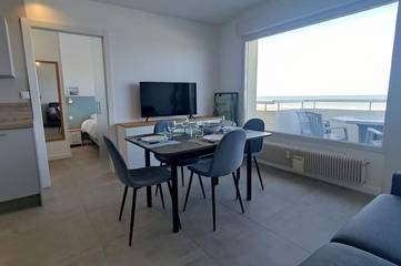Gîte pour 4 personnes dans Piscine Agora