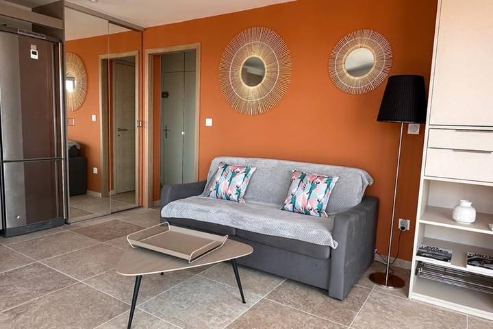 Gîte pour 4 personnes, avec terrasse, adapté aux familles dans Boulouris - 3