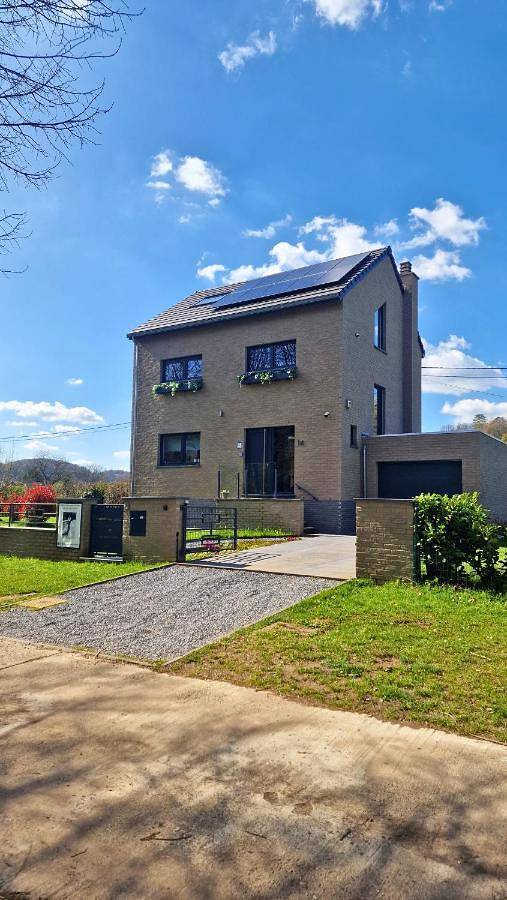 Location de vacances pour 2 personnes, avec Balcon et Terrasse ainsi que Jardin et Vue à Esneux - 2