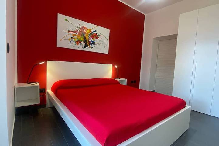 Casa vacanze a due passi dal mare, centralissima, appena ristrutturata in Alberto a Mare (Terracina), Terracina