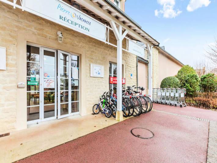 Gîte pour 6 personnes, avec piscine, animaux acceptés à Port-en-Bessin-Huppain - 3
