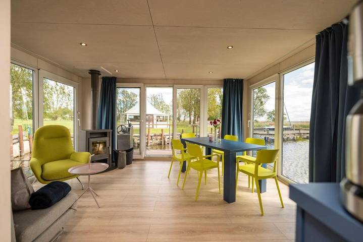 Boot für 6 Personen, mit Terrasse und Garten sowie Ausblick und Seeblick auf Usedom