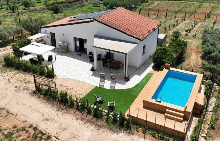 Gîte pour 10 personnes, avec piscine et jardin en Sicile - 2