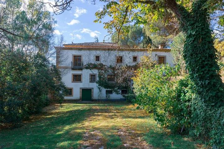 Casa rural para 15 personas, con Balcón y Terraza además de Jardín y Vistas en El Barco de Ávila - 4