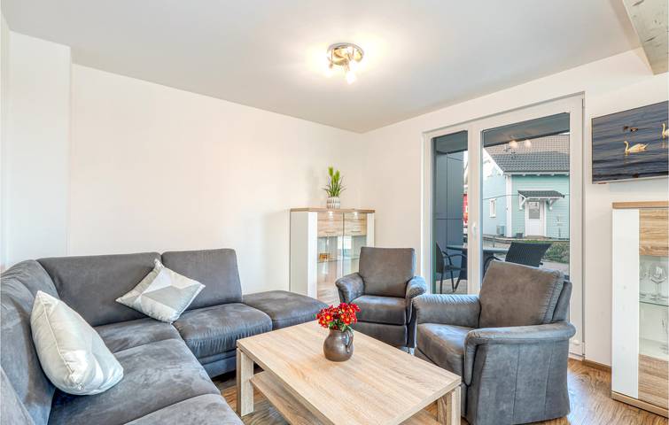 Ferienhaus für 8 Personen, mit Terrasse und Garten sowie Sauna in Heringsdorf (Oldenburg-Land) - 4