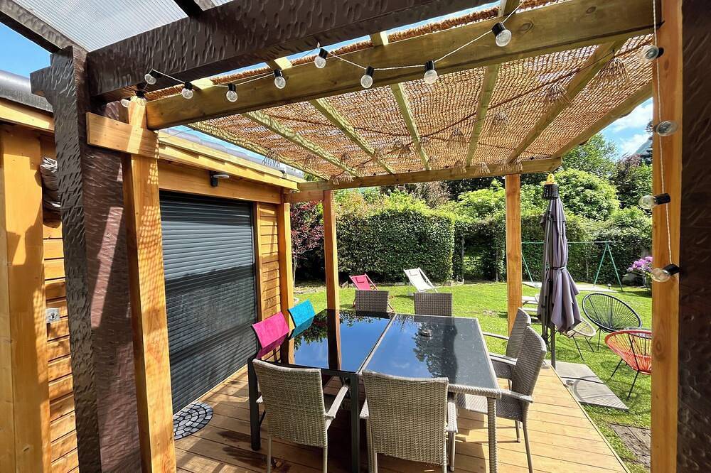 ✨ Maison 130m2 cosy avec jacuzzi & vue sur les montagnes – 10 couchages ✨ in Cierp-Gaud, Pyrénées
