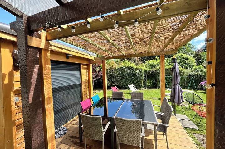 Maison de vacances pour 10 personnes, avec terrasse ainsi que jardin et jacuzzi, animaux acceptés
