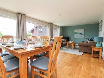 Chalet for 8 People in Cornwall, South West England, Photo 4