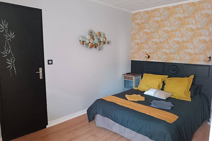 Location de vacances pour 2 personnes, avec Jardin et Piscine à Journiac - 3