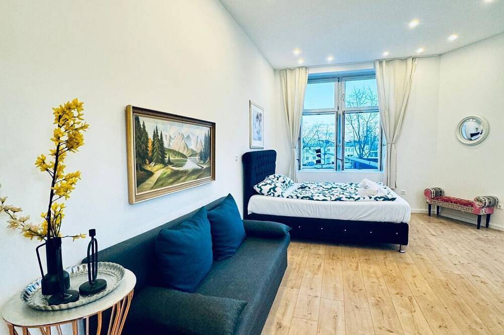 Ganze Wohnung, Spacious Room 11-Min Stroll to Atzgersdorf Park in Liesing, Wien