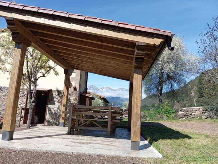 Casa rural para 6 personas, con Balcón y Terraza además de Jardín y Vistas en Liébana - 4