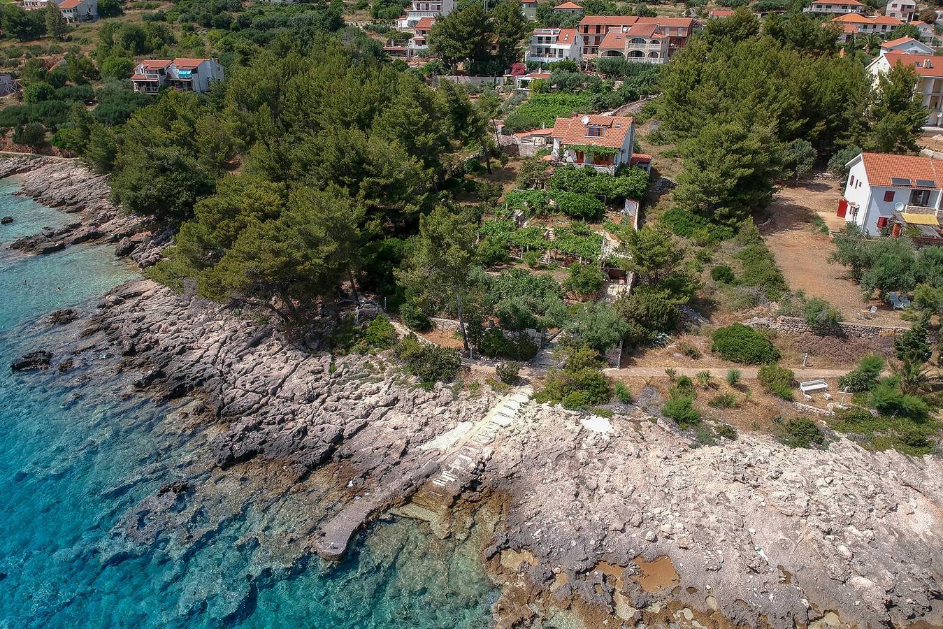 Ganze Wohnung, 1-Zimmer-Ferienwohnung am Strand Zavala, Hvar A-2061-b in Zavala, Hvar