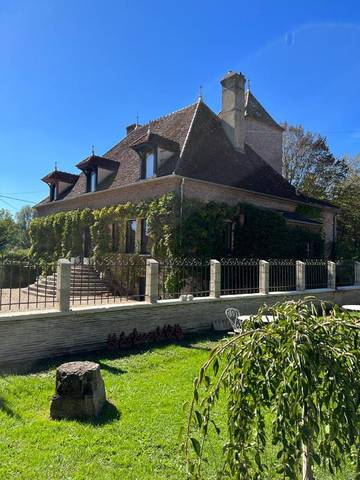 Chambre d’hôte pour 2 personnes, avec jardin ainsi que vue et terrasse à Branges