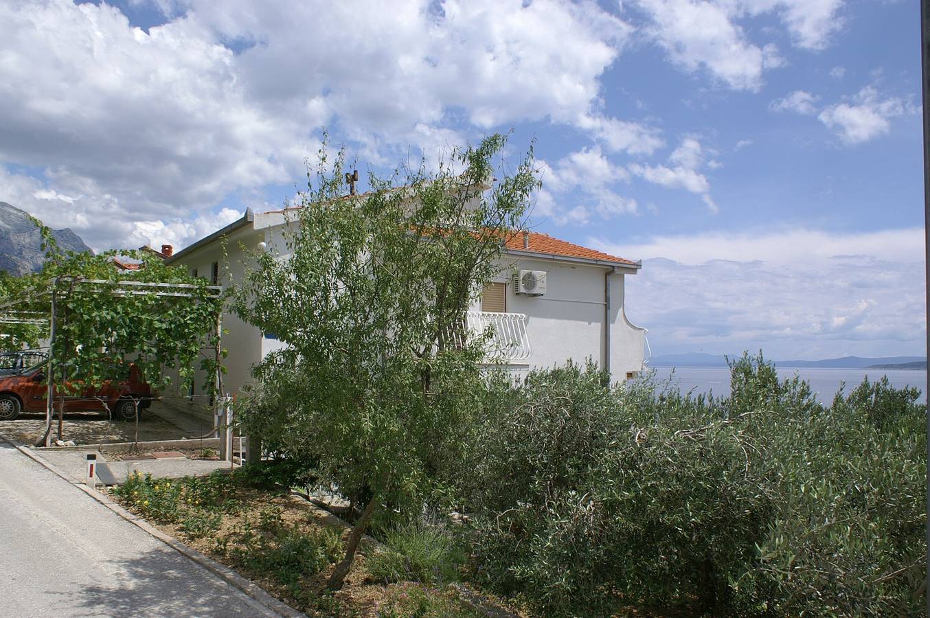 Ganze Wohnung, Studio Appartement am Strand Pisak, Omis As-2750-b in Pisak, Omis-Riviera