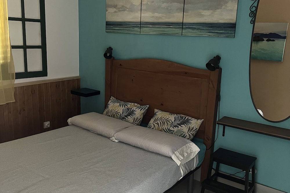 Ganze Wohnung, Apartamento Los Lagos| Direct to the beach & sea  | Terrace  | Bbq   | Top Wifi in El Cotillo, La Oliva
