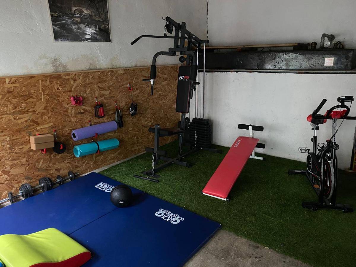 Les petits sportifs in Léré, Région de Bourges