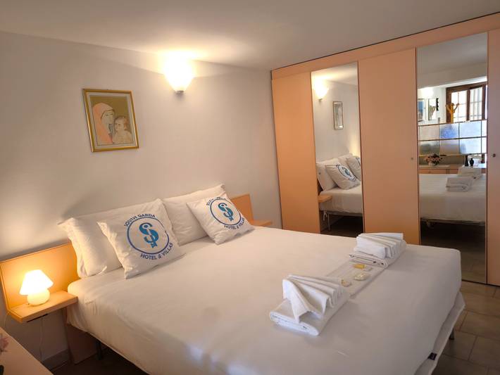 Ferienwohnung für 3 Personen, mit Garten und Pool in Maraschina