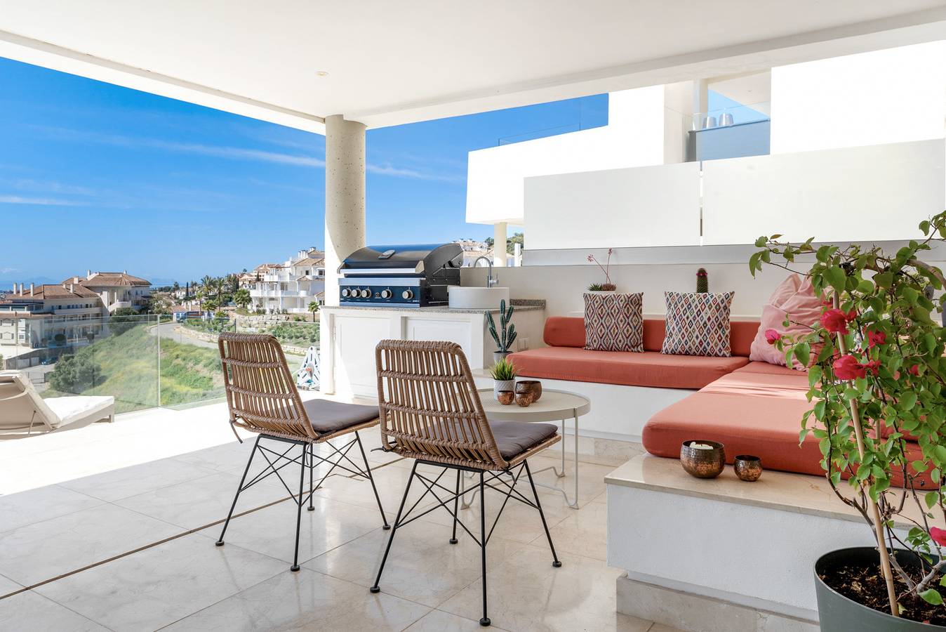 Entire apartment, Casa La Morelia in Nueva Andalucia Golf Valley, Marbella