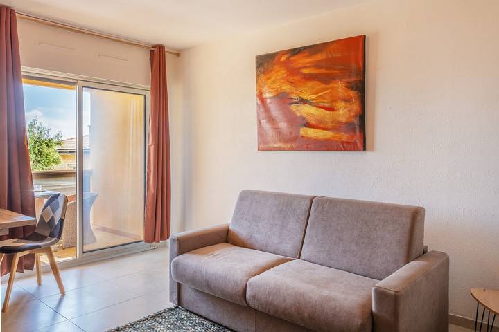 Apartamento entero, Apartamento de vacaciones para 2 personas con balcón in San-Martino-di-Lota, Cap Corse