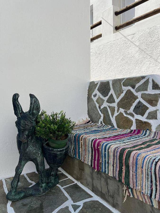 Gîte pour 4 personnes, avec terrasse dans Kithnos Chora - 3