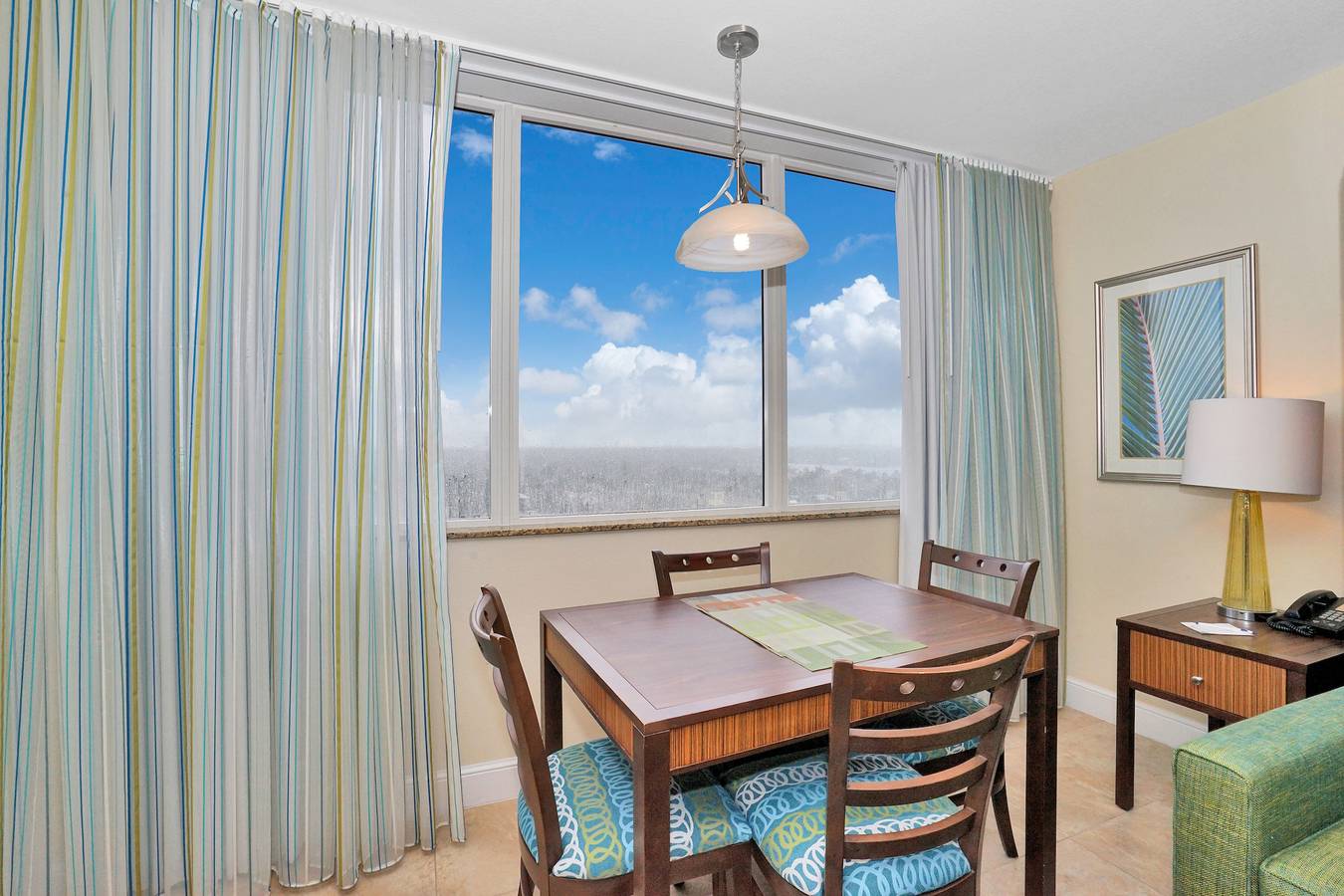 Estudio entero, Hollywood Beach Tower in Hollywood Beach (FL), Hollywood (Florida)