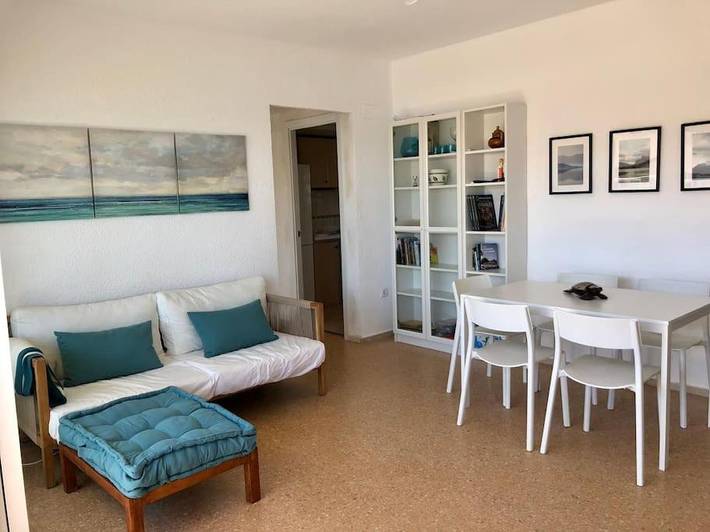 Gîte pour 5 personnes, avec terrasse ainsi que vue et piscine dans Mareny Blau - 2