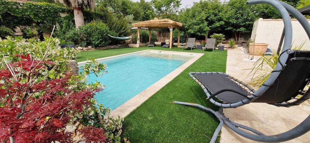 Location de vacances pour 8 personnes, avec jacuzzi ainsi que piscine et jardin à Trans-en-Provence - 2