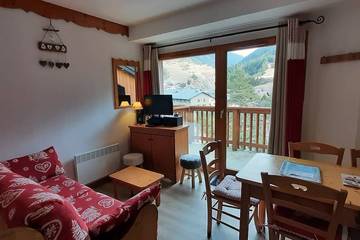 Gîte pour 6 personnes, avec balcon à Termignon