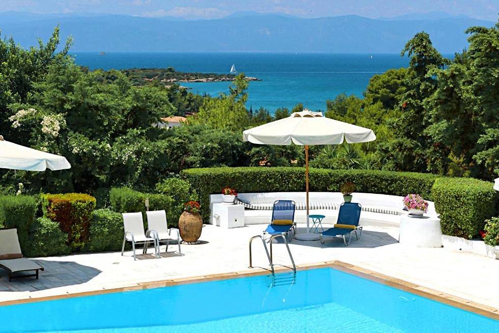 Villa with Private Pool in Porto Heli, Argolida