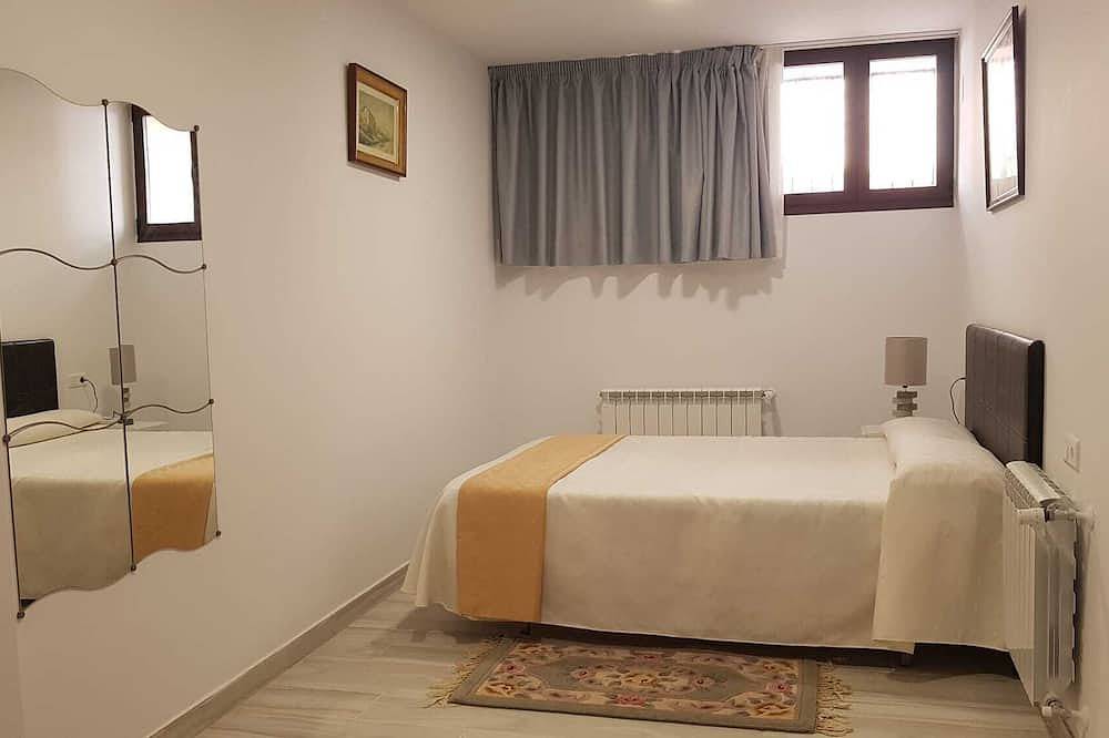Entire apartment, Las Huertas - Ensueños Apartments in Villamiel, Sierra de Gata