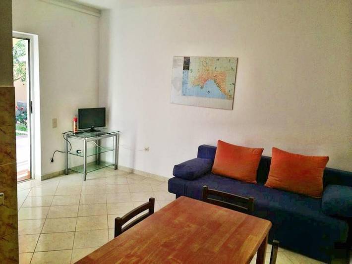 Ganze Wohnung, Ferienwohnung in Vodice mit Terrasse, Klimaanlage, W-Lan (4441-3) in Vodice, Šibenik-Knin