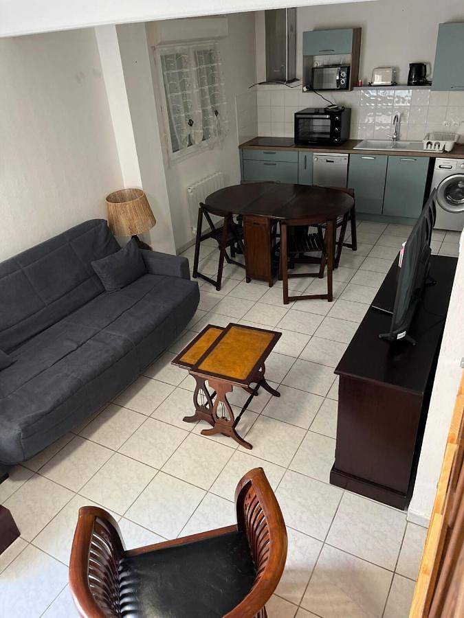 Appartement de vacances pour 6 personnes, avec Terrasse et Piscine