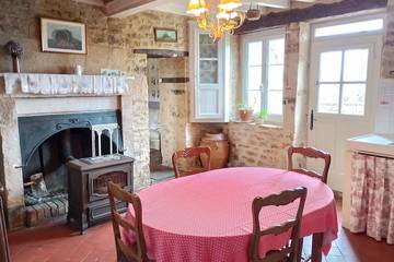 Maison de vacances pour 4 personnes, avec jardin et jacuzzi dans Orne