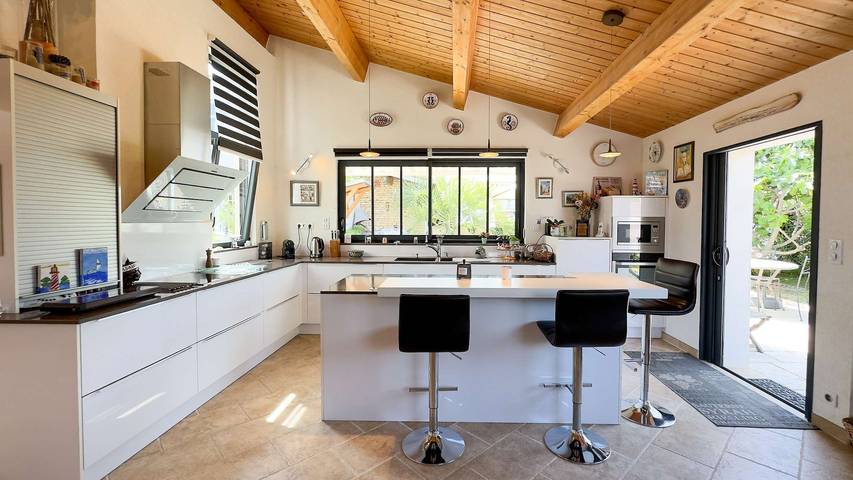 Gîte pour 6 personnes, avec jardin, animaux acceptés à Loix - 4