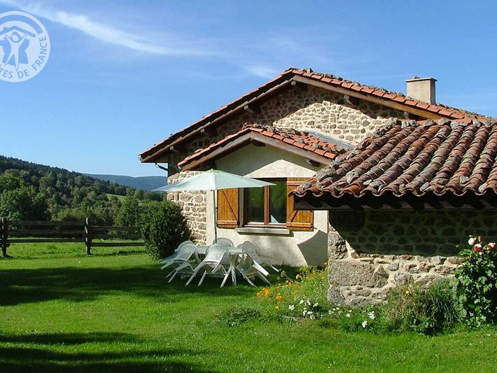 Gîte pour 6 personnes, avec Terrasse à Sauvain