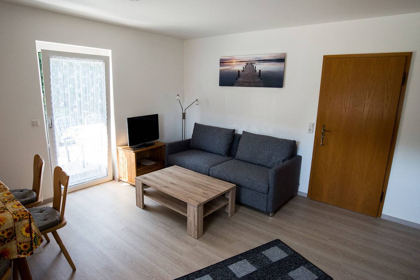 Ganze Wohnung, Ferienwohnung 3, 46m² mit privater Terrasse, Gemeinschaftsgarten und Wi-Fi in Nonnenhorn, Bayerisch Schwaben