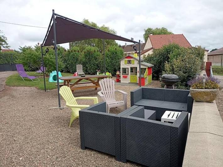 Location de vacances pour 6 personnes, avec jardin et vue dans Saint-Brancher - 2