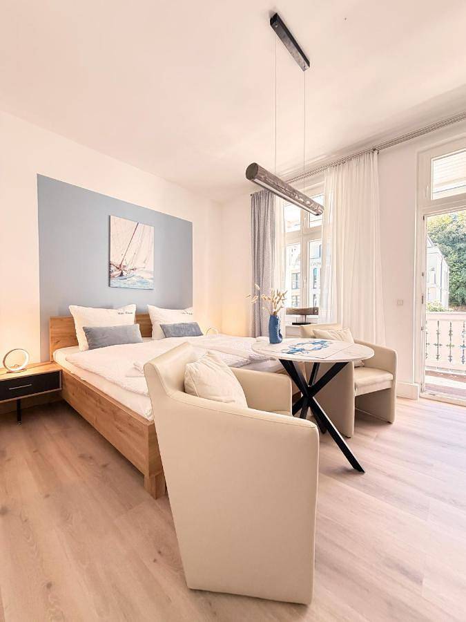 BnB für 3 Personen, mit Balkon und Terrasse in Binz