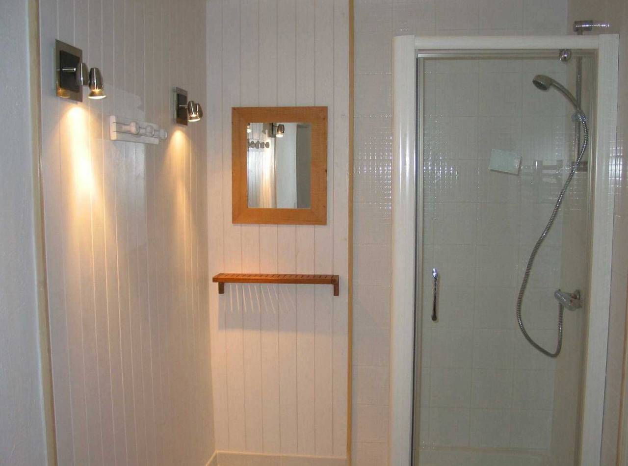 Chambre d'hôtes indépendante, à 800 mètres de la mer - Chambre in Locquirec, Ceinture Dorée