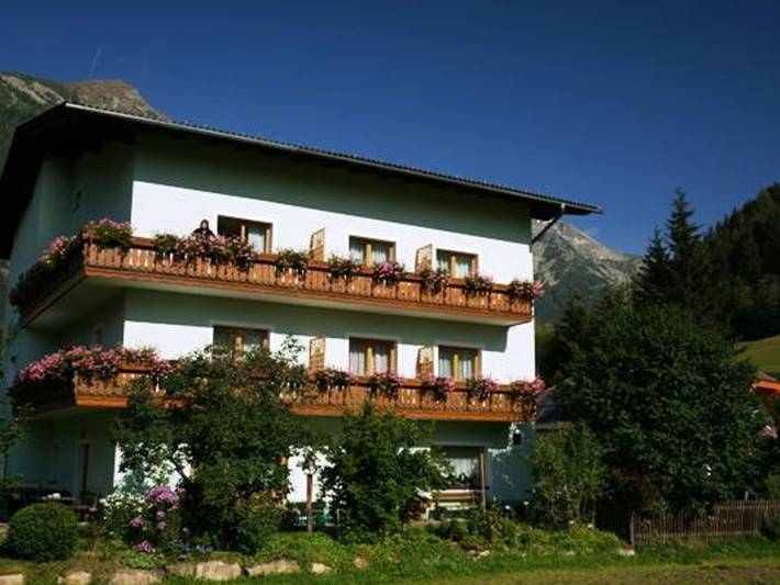 Zimmer für 2 Personen, mit Balkon und Garten