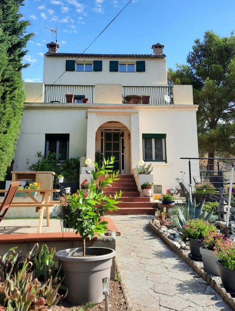 L'Amandier à Maury - Chambre Azur in Maury, Parc naturel régional Corbières-Fenouillèdes