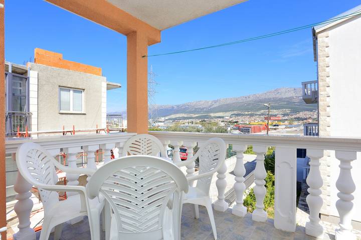 Apartamento para 7 personas, con piscina y balcón/terraza en Split