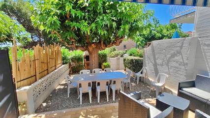 Villa pour 6 personnes, avec vue ainsi que jardin et terrasse à Fleury