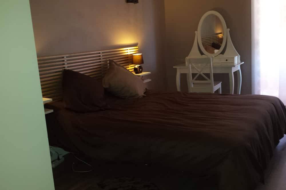 Ganze Wohnung, Wohnung F3 von 90 m2 in der Nähe von Meer in Cagnes-sur-Mer, Mittelmeerküste (Frankreich)