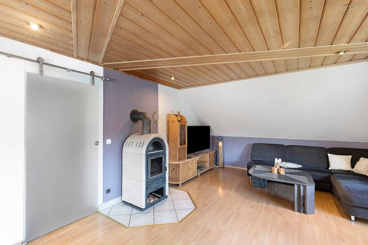 Appartement entier, Appartement « Ferienwohnung Spessartluft » avec jardin commun et Wi-Fi in Spessart-Mainland