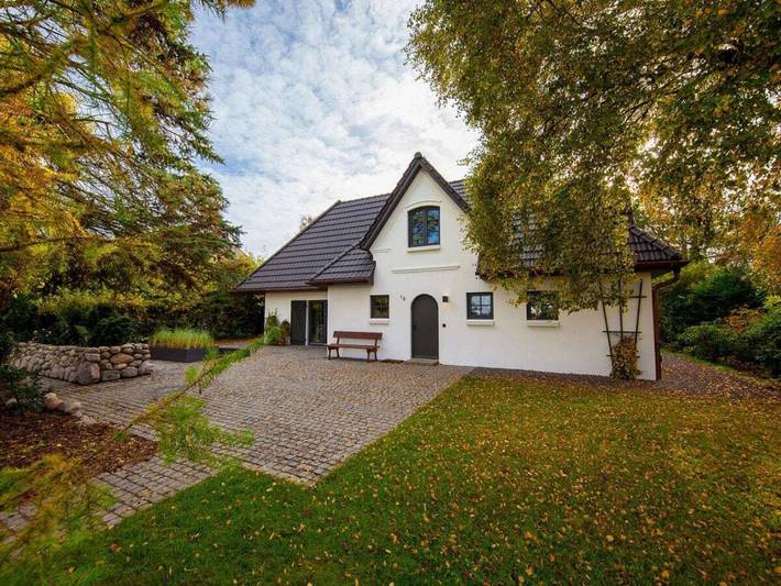 Ferienhaus für 6 Personen, mit Terrasse und Garten sowie Sauna in Sylt-Ost