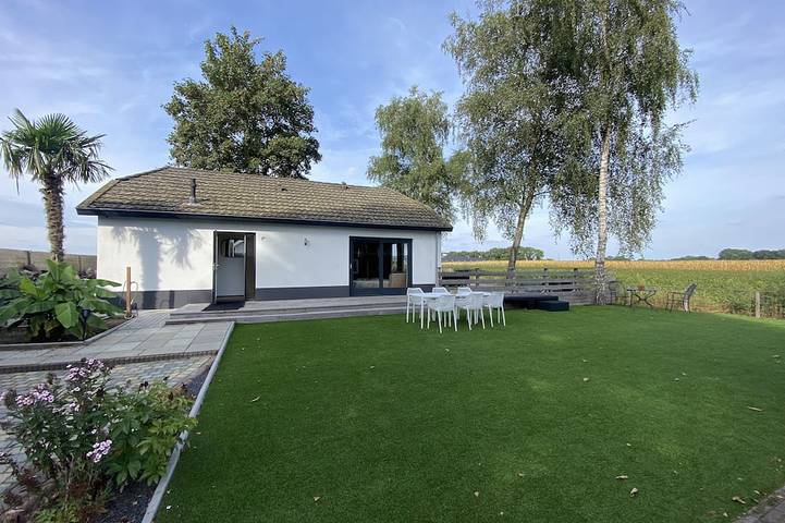 Ferienhaus für 6 Personen, mit Sauna und Whirlpool sowie Garten - 1